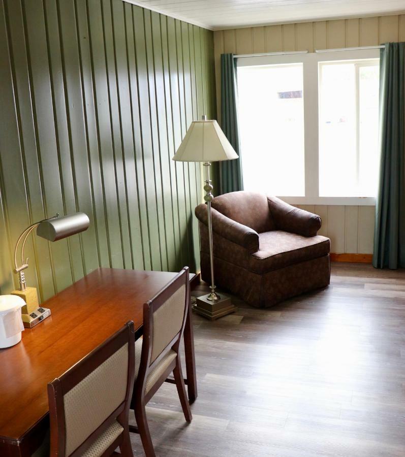 Libby Evergreen Extension汽车旅馆 外观 照片